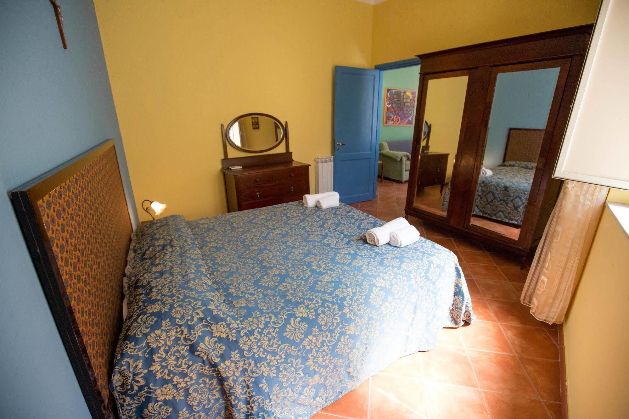 Palazzo Maria Apartment Cefalu Exterior photo